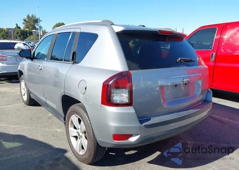 2016 Jeep Compass Sport z USA, uszkodzony, nr VIN 1C4NJCBA7GD715662